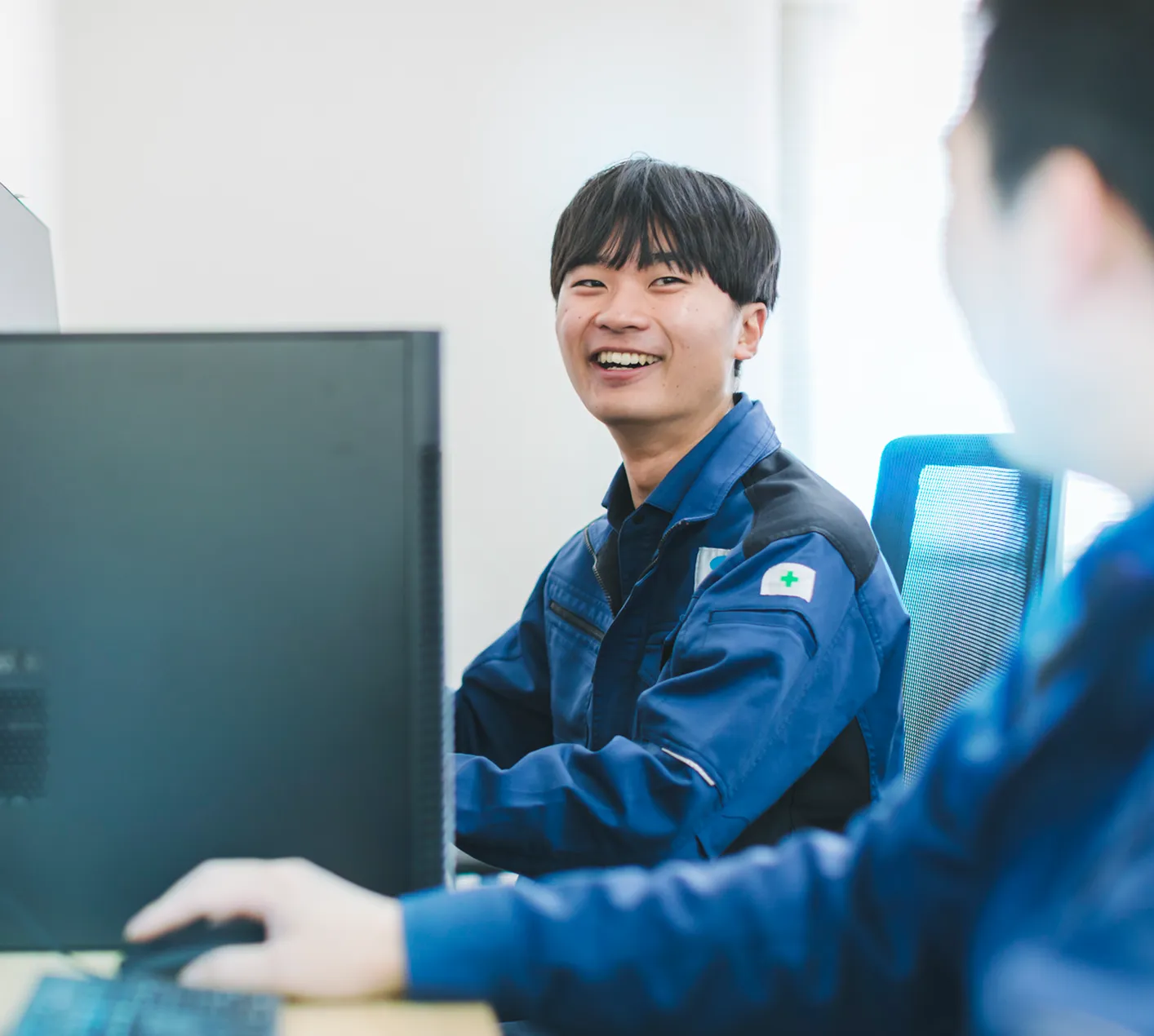 社員