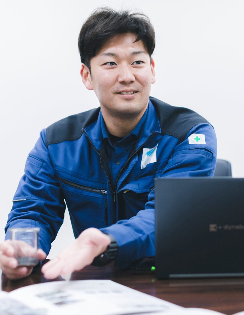 社員